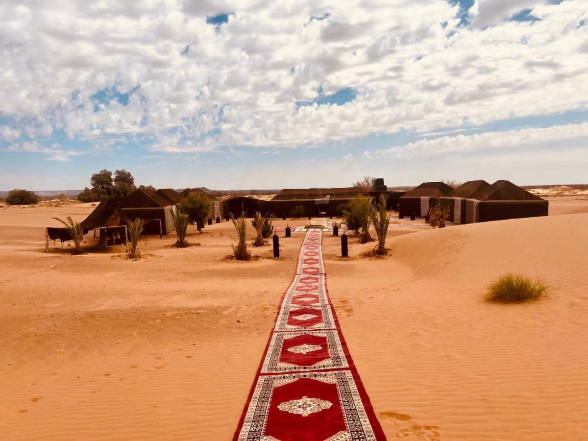 Merzouga Glamping Camp מראה חיצוני תמונה