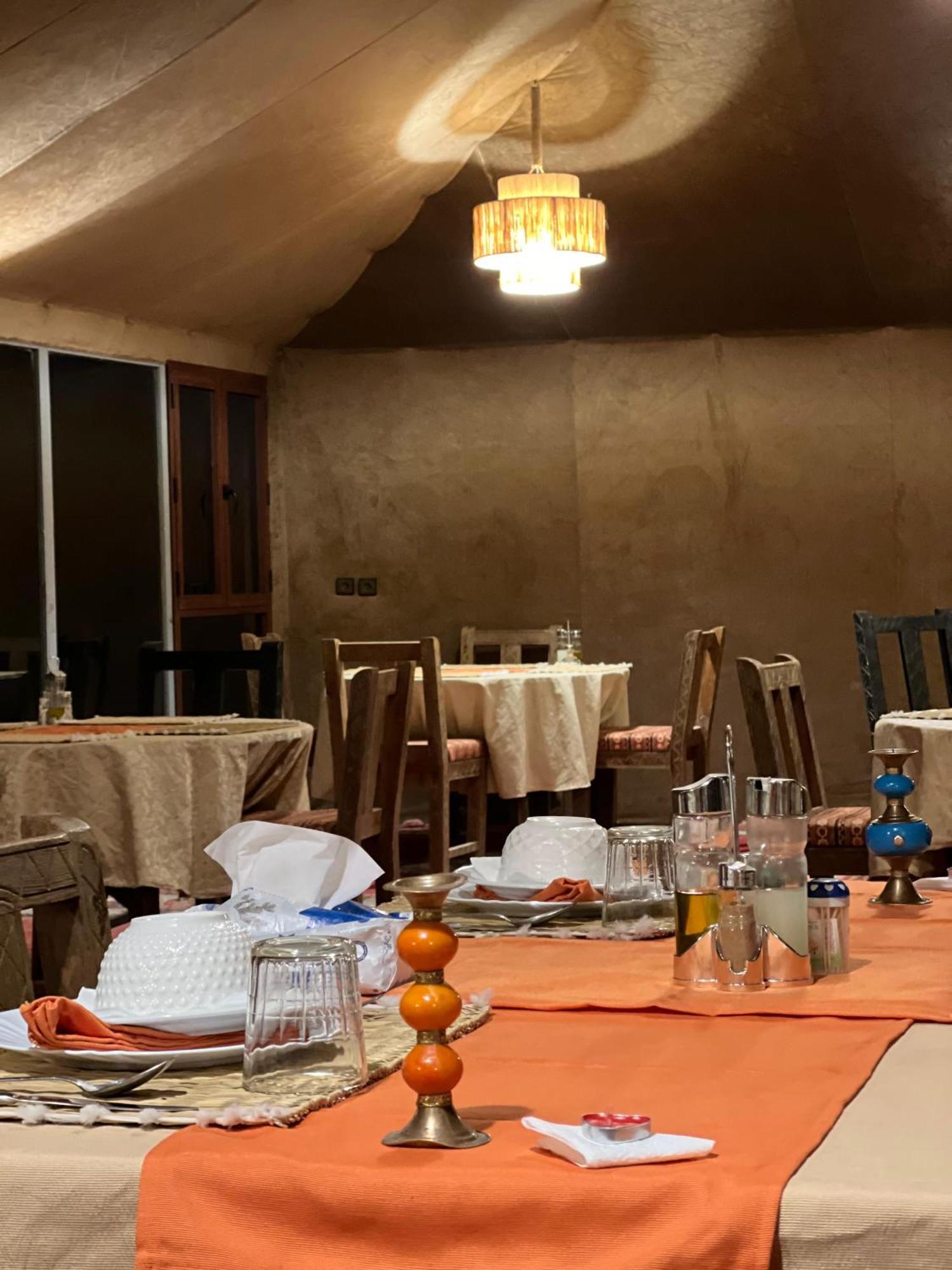 Merzouga Glamping Camp מראה חיצוני תמונה